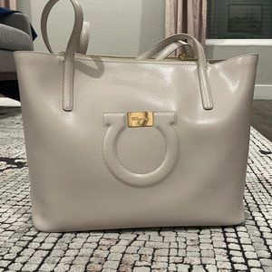 Ferragamo City Tote in Jasmine Flower